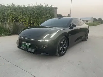 Lynk & Co Z10