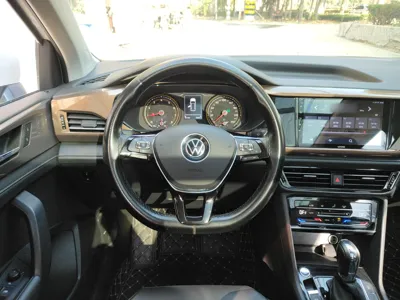 Volkswagen Tharu