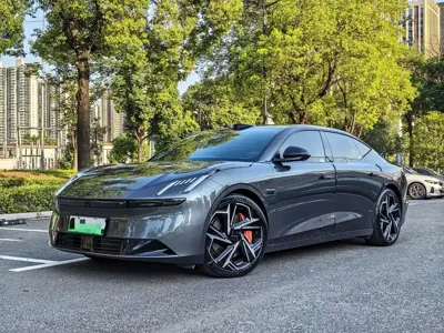 Lynk & Co Z10