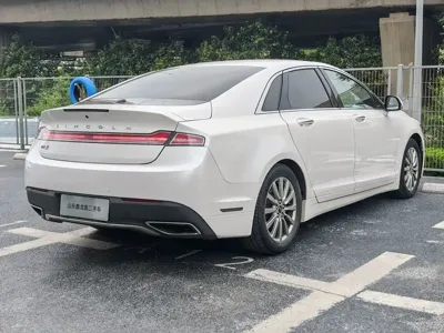 Lincoln MKZ