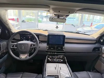 Lincoln Navigator