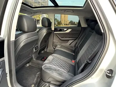 Hongqi Hongqi HS5