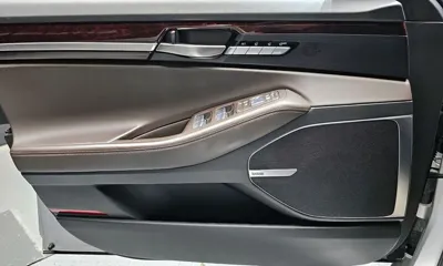Genesis EQ900