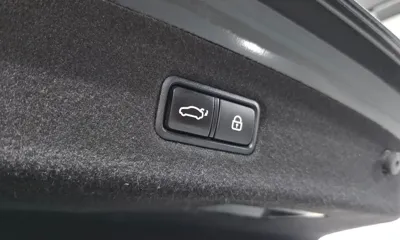 Genesis EQ900