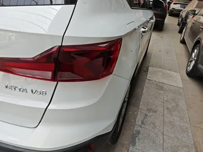 Jetta VS5