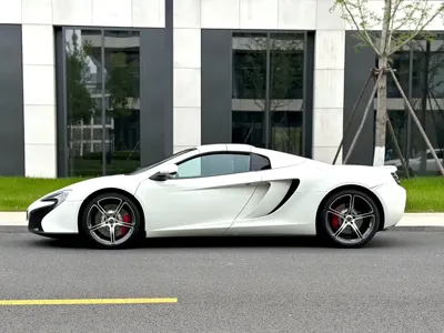 McLaren 625C