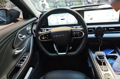 Chery Arrizo 8