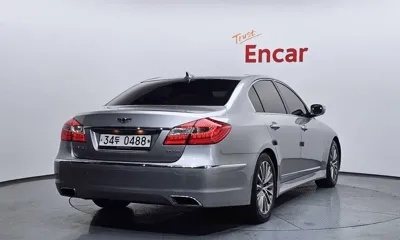 Hyundai Genesis