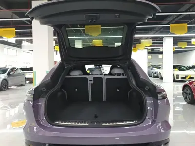 Nio EC6