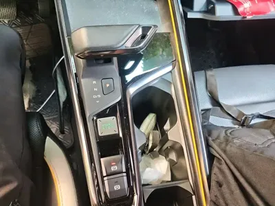 MG MG5 Scorpio