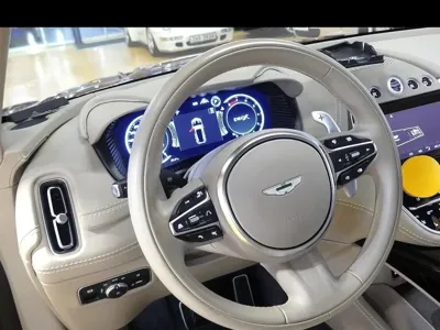 Astonmartin DBX