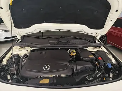 Mercedes-Benz CLA (Import)