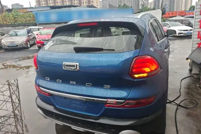Qoros 5