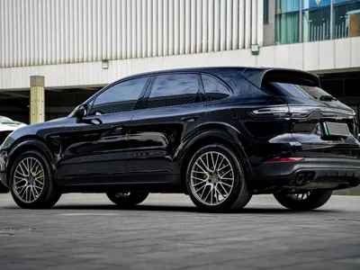 Porsche Cayenne Hybrid