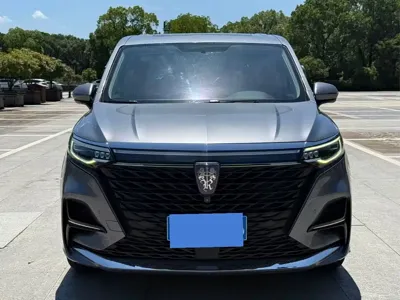 Roewe iMAX8