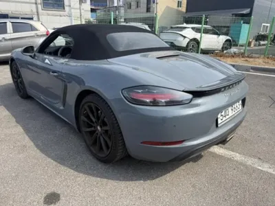 Porsche 718