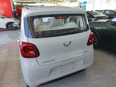 Wuling MINIEV