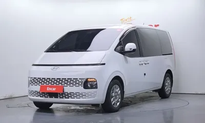 Hyundai Staria