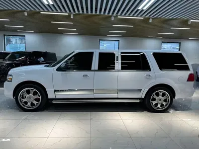Lincoln Navigator