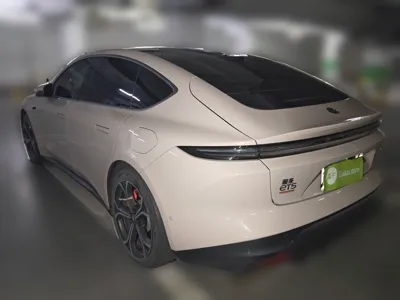 Nio ET5