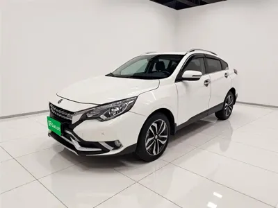 Venucia T90