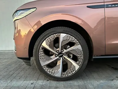 Lincoln Navigator