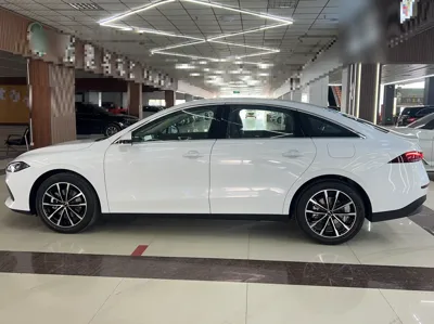 Roewe D7