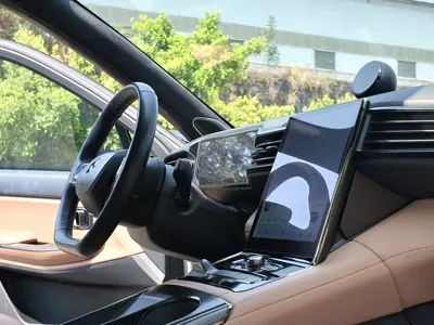 Nio ES8