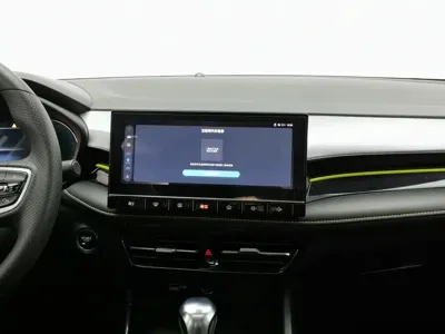 Roewe i5