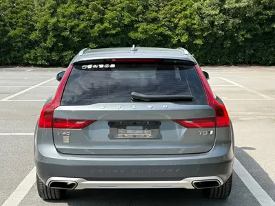 Volvo V90