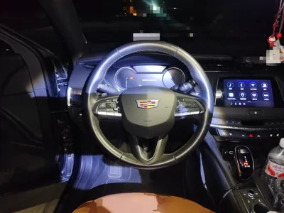 Cadillac XT4