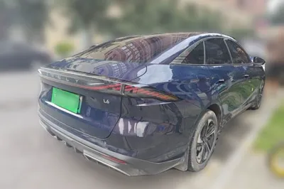 Geely Galaxy L6