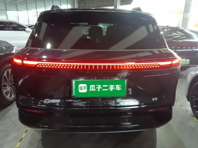 Xpeng G9