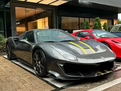 Ferrari 488