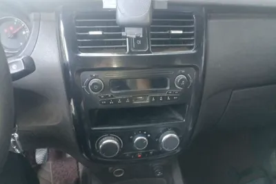 Wuling Rongguang V