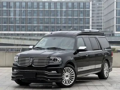 Lincoln Navigator