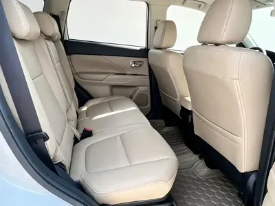 Mitsubishi Outlander (Import)