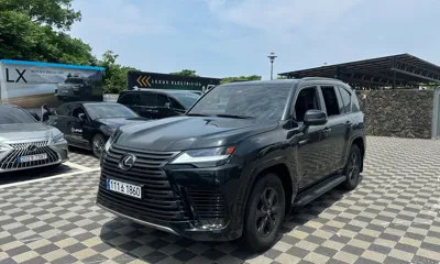 Lexus LX