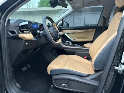 Geely Boyue L