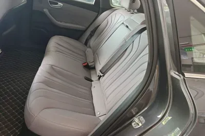 Roewe M7 DMH