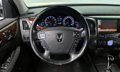 Hyundai Equus