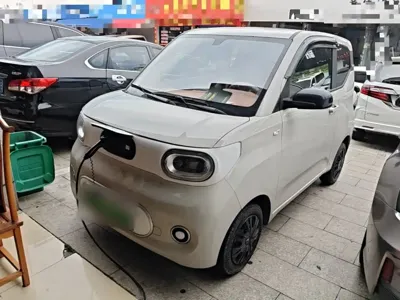 Wuling MINIEV