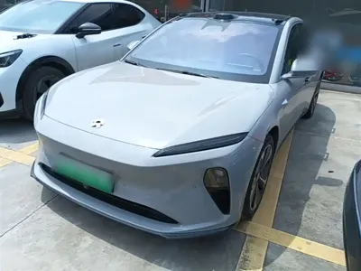 Nio ET5T