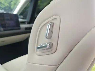 Li Auto Li MEGA