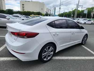 Hyundai Avante