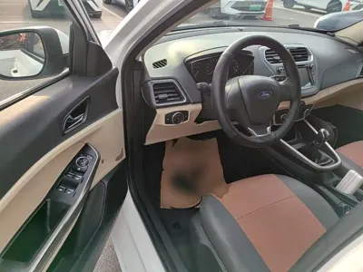 Ford Escort