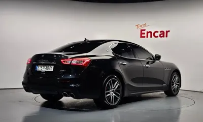 Maserati Ghibli
