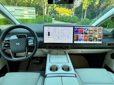 Li Auto Li MEGA