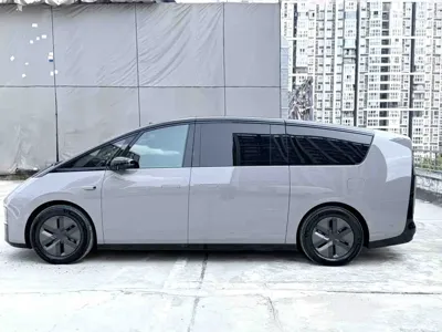 Li Auto Li MEGA