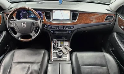 Hyundai Equus